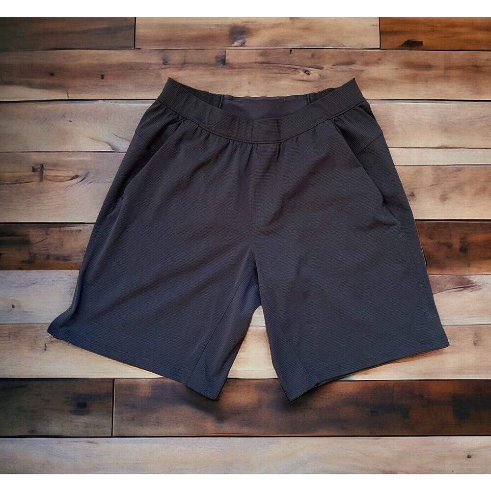 Lululemon Warp Lite Mesh 9" Shorts Active Run Obsidian Gray Men's Size Medium - Picture 10 of 11